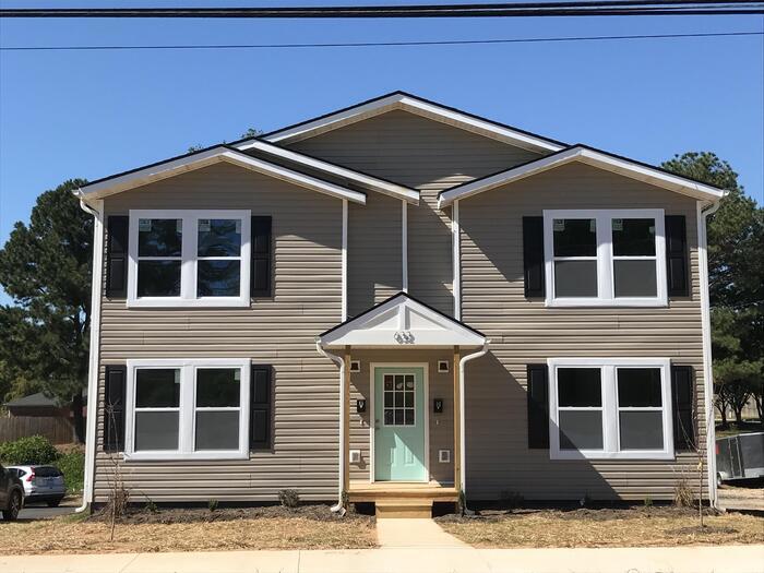 Primary Photo - Beautiful 4 bedroom 2.5 bath townhome