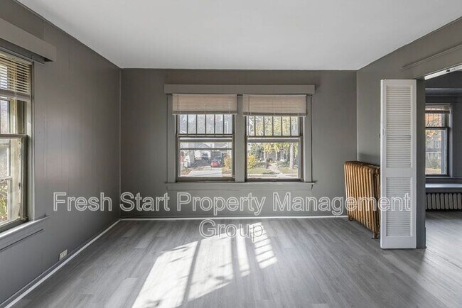 Foto del edificio - 1652 Peck St