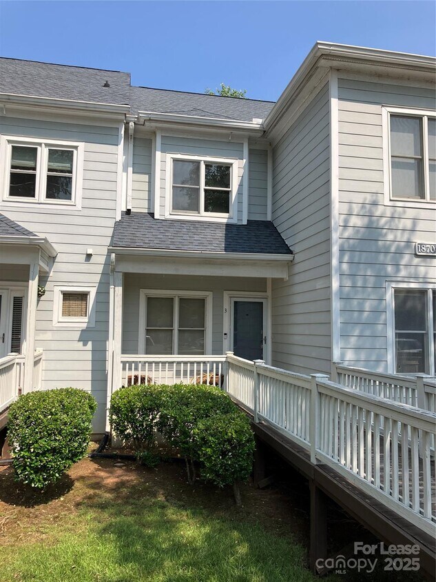 Foto principal - 18708 Nautical Dr