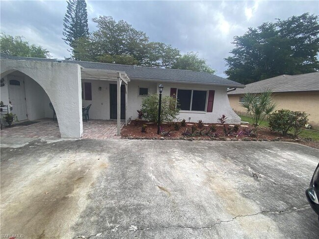 Foto del edificio - 3609 SE 9th Pl