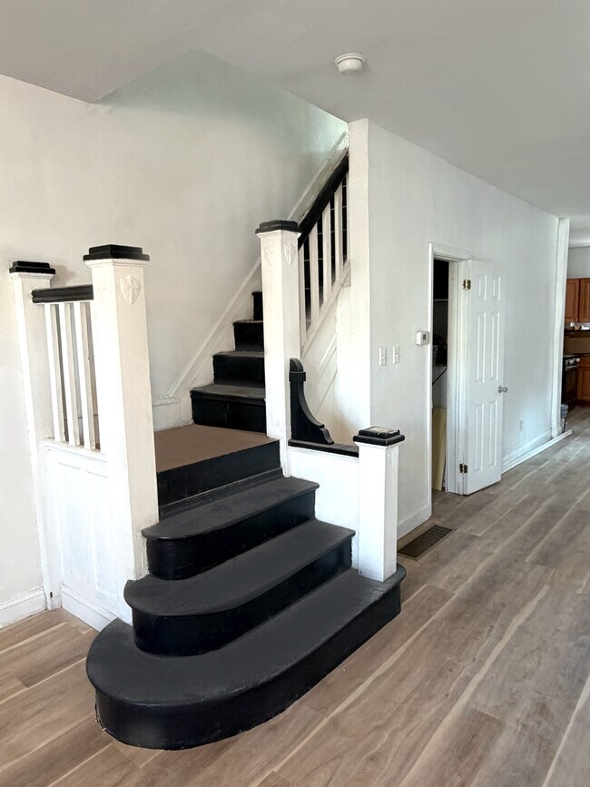 Foto del edificio - 5502 Thomas Ave