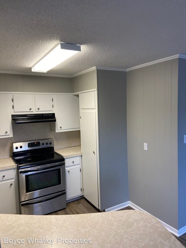 Building Photo - 1 br, 1 bath House - 715 1/2 W. Main St