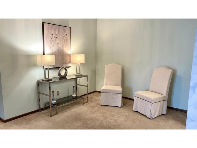 Building Photo - 350 Ford Rd