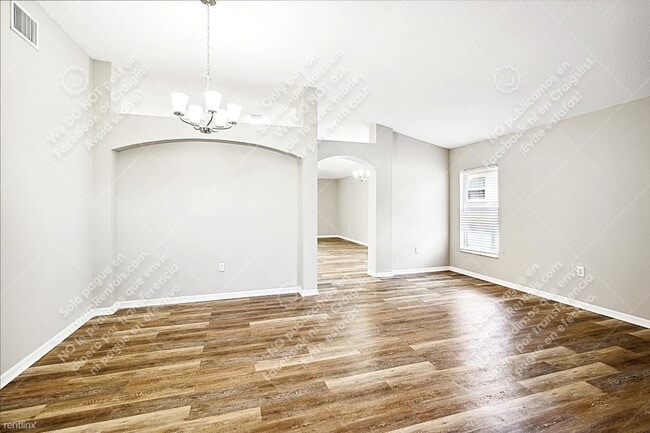 Building Photo - 3 br, 2 bath House - 1900 Rensselaer Dr
