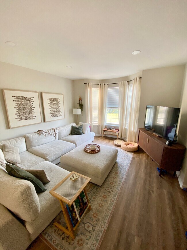 Foto del edificio - 21 Shawn Ln