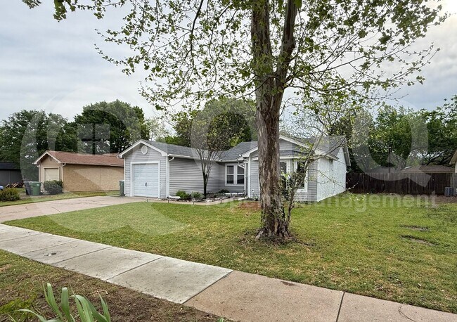 Foto del edificio - 5503 Creek Valley Dr