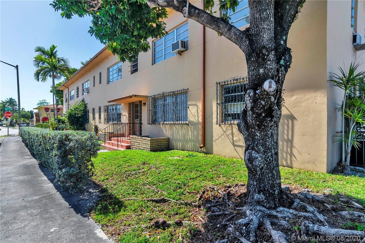 3911 W Flagler St, Miami, FL 33134 Apartments 3911 W Flagler St Miami