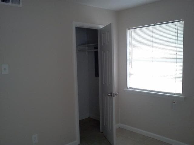 Building Photo - 709 Rilla Dr