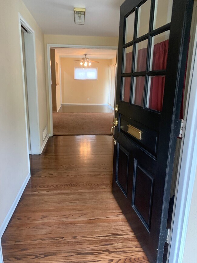 Foto del edificio - 3045 N Lamer St