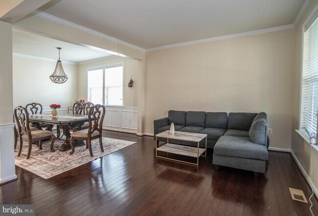 Foto del edificio - 20 Aster Ln