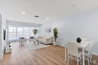 Building Photo - 1101 Cactus Terrace