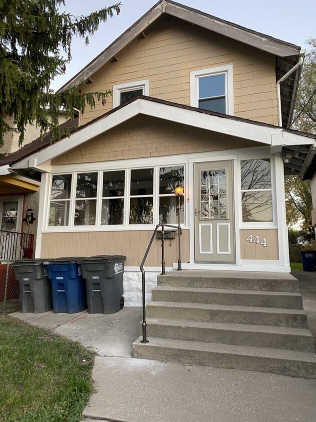 444 - 444 2nd St