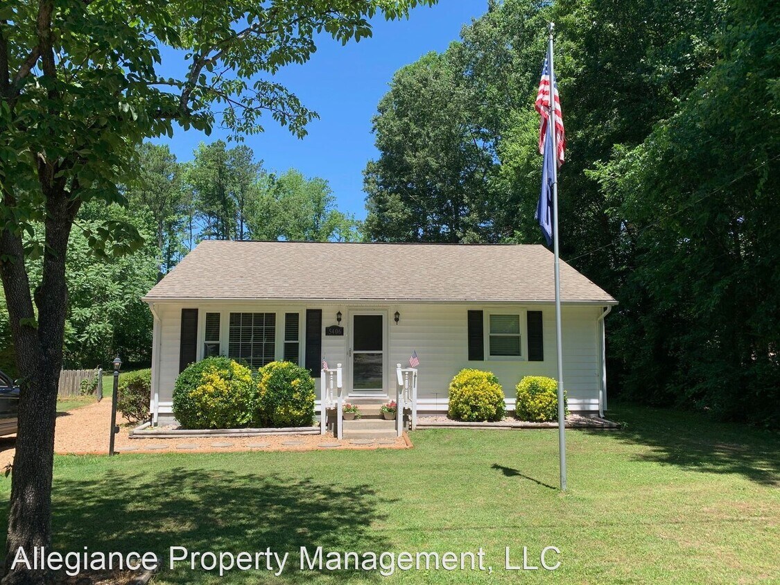 Foto principal - 3 br, 1.5 bath House - 5406 Jefferson Dr