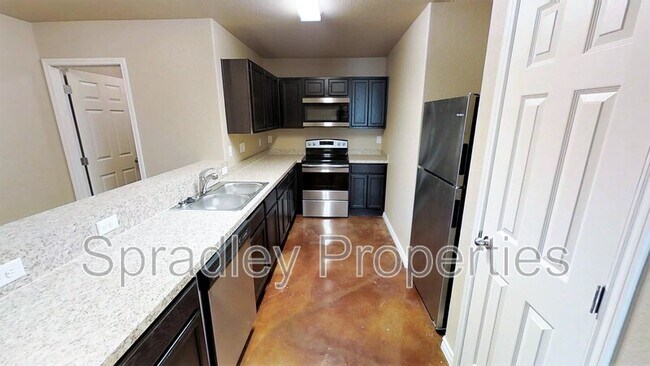 Foto del edificio - 1575 Brady Way