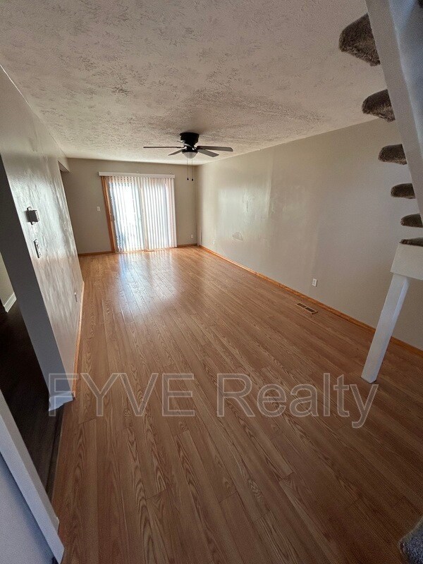 Foto del edificio - 5590 Barton Rd