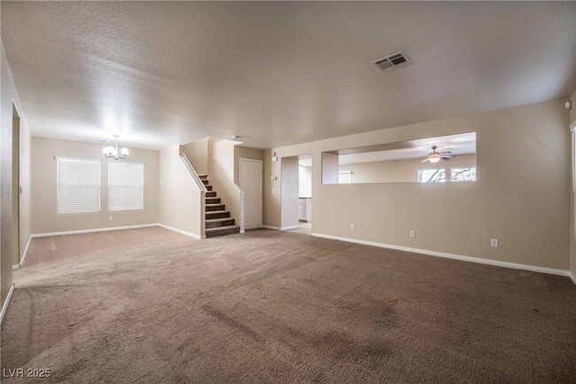 Building Photo - 736 Anacapri St