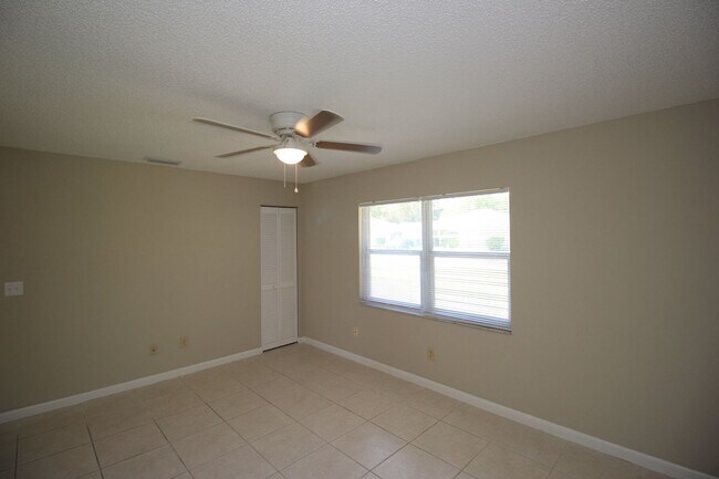 Foto del edificio - Cozy 2 Bed 1 Bath Townhome in P Section of Palm Coast!