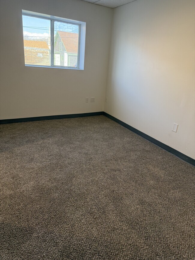 Building Photo - 1510 Washington Blvd