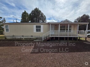 Building Photo - 8115 SW Crater Loop Rd