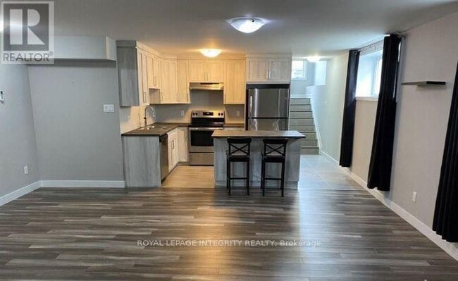 Building Photo - 444 Maize St