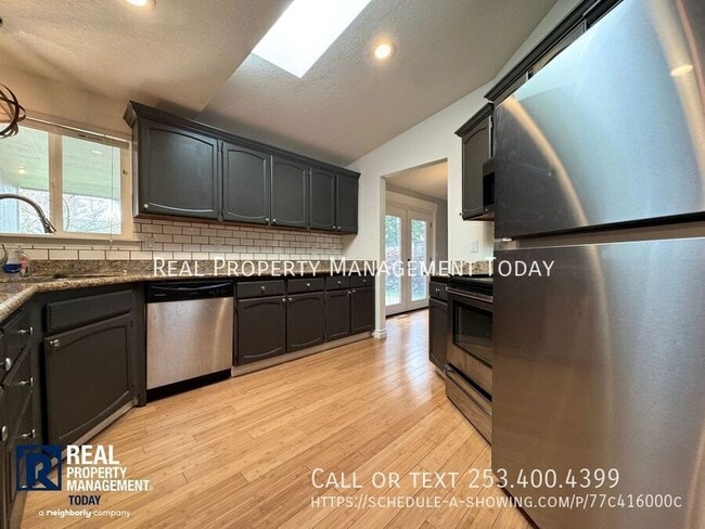 Foto del edificio - 1515 24th St Pl SE