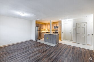 1BR1BA - 21 Park Boulevard