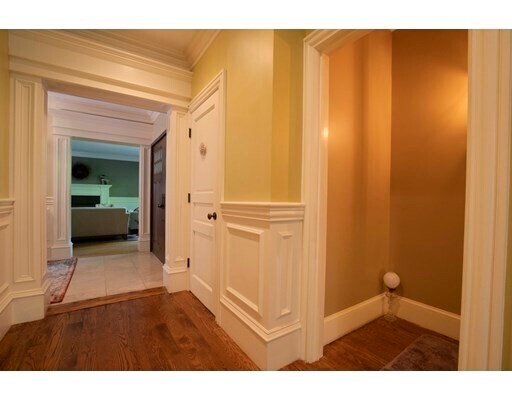 Foto del edificio - 462 Heath St