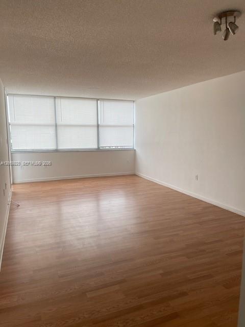 Foto del edificio - 1200 NE Miami Gardens Dr