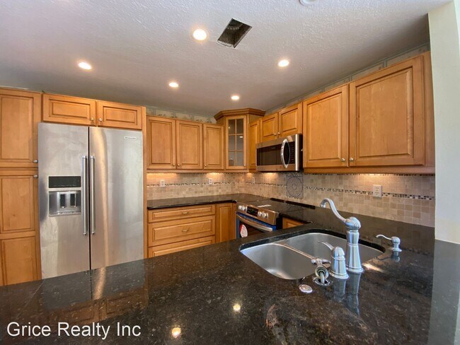 Foto del edificio - 3 br, 2 bath House - 6580 Huntington Lakes...