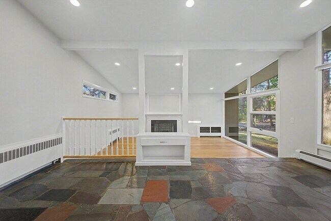 Building Photo - 36 Harmony Hill