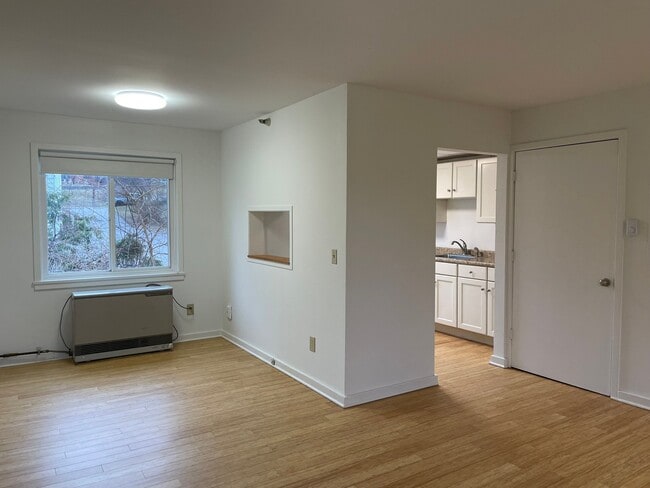 Foto del edificio - 237 Maple St