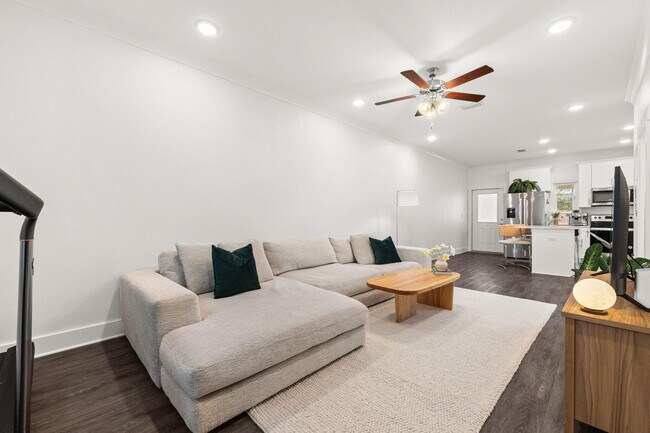 Foto del edificio - 338 N Sand Palm Rd