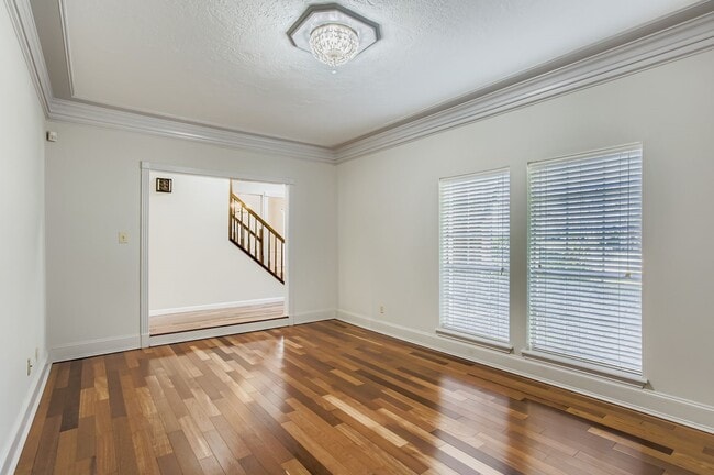 Building Photo - 8518 Rebawood Dr