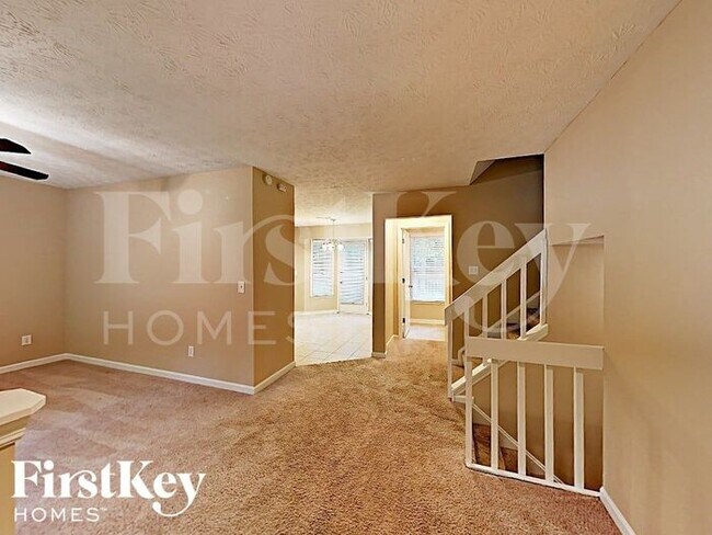 Building Photo - 3610 Daylon Dr