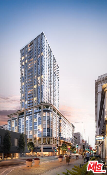 Foto del edificio - 400 S Broadway