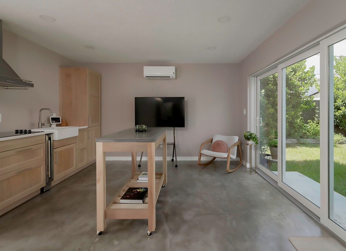 Foto principal - 2152 7th Ave N