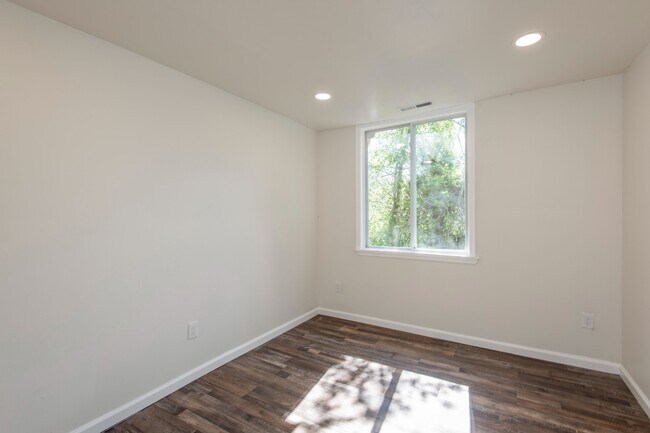 Building Photo - 2152 Melson Rd