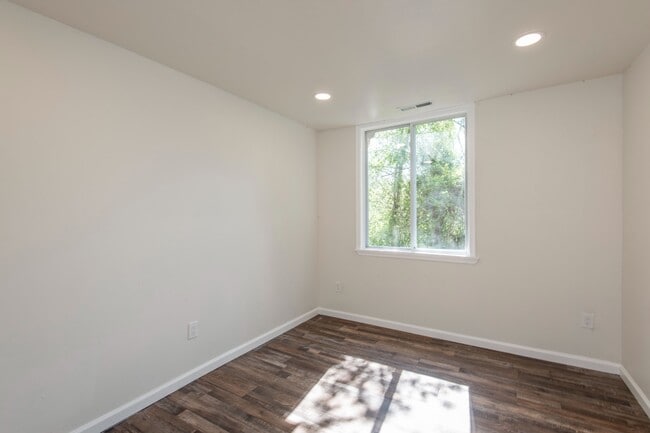Building Photo - 2251 Melson Rd