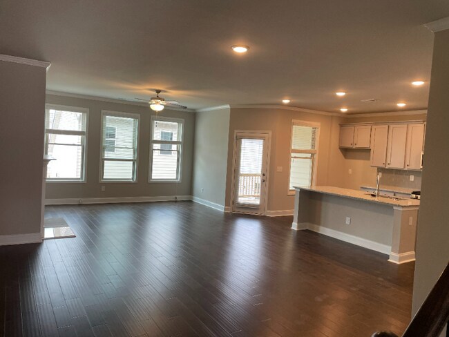 Foto del edificio - 1744 Habersham Villa Dr