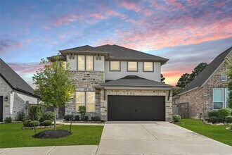 Building Photo - 9339 Galloway Wds Trl