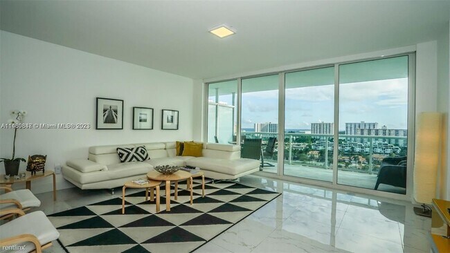 Building Photo - 3 br, 2.5 bath Condo - 400 Sunny Isles Blv...