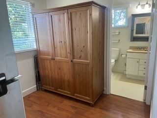 Building Photo - 305 W 1st St