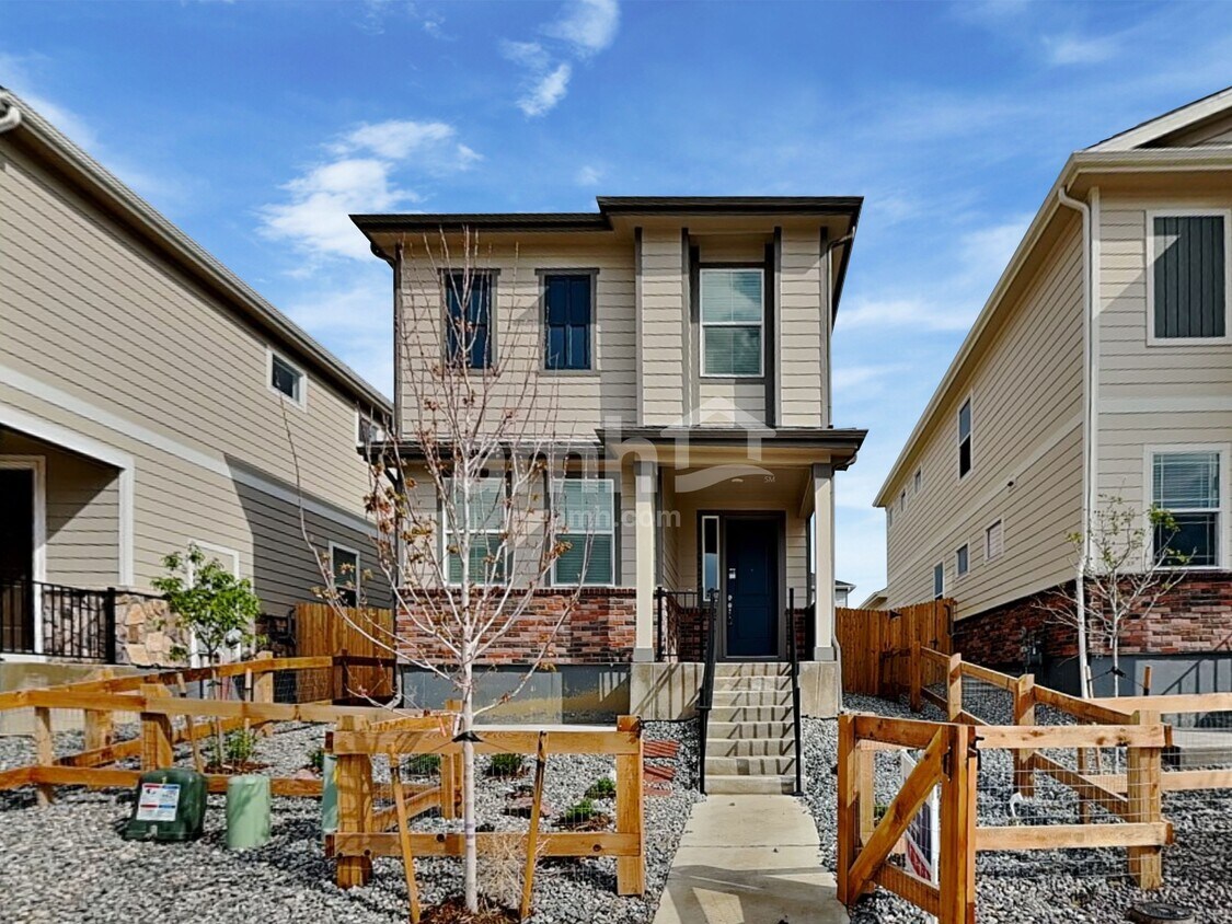 Foto principal - 23522 E 3rd Pl