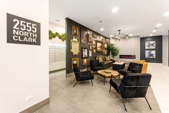 Building Photo - 2555 N Clark St