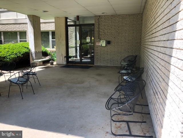 Foto del edificio - 4401 Roland Ave