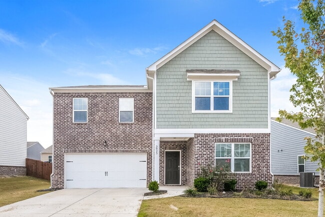 Building Photo - 3825 Place Dr