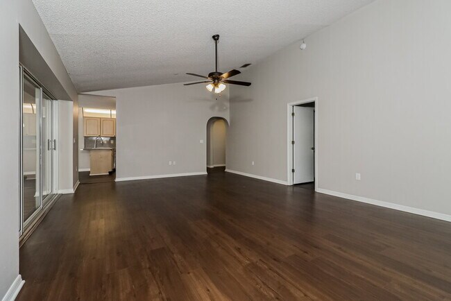 Foto del edificio - 4654 Murcross Ln