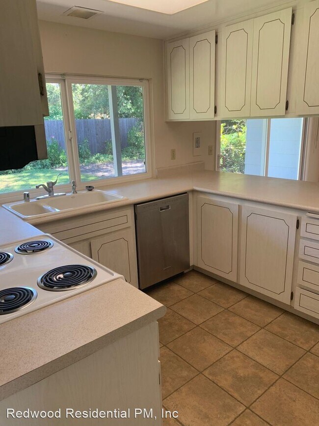 Foto del edificio - 2 br, 2 bath House - 209 White Oak Drive