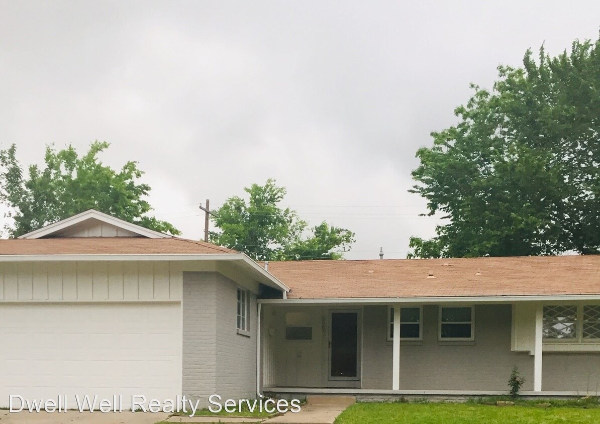 Primary Photo - 3 br, 1.5 bath House - 6557 E 27th St