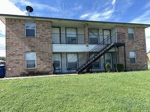 Building Photo - 1011 Industrial Ave